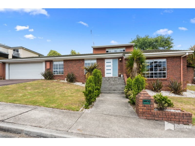 76 Surrey Street, Devonport TAS 7310