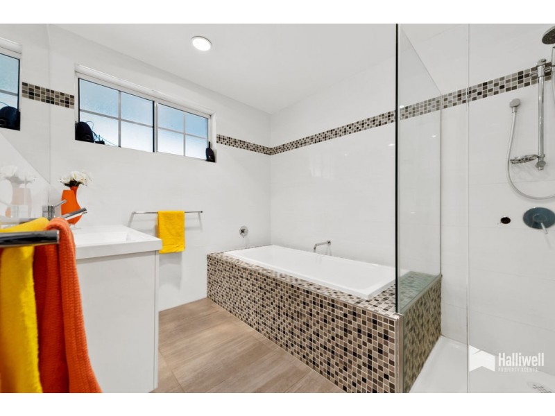 76 Surrey Street, Devonport TAS 7310