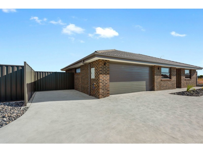 Units 4 &/3 Scully Street, Latrobe TAS 7307
