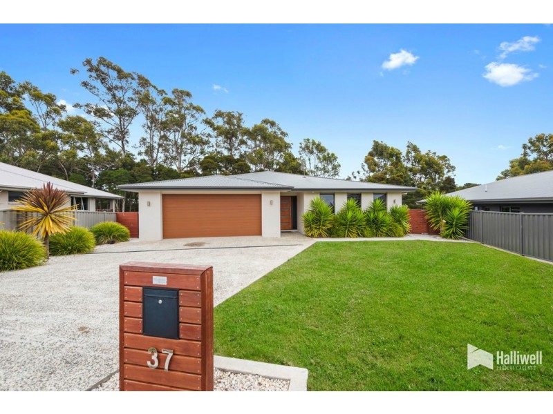 37 Georgiana Street, Devonport TAS 7310