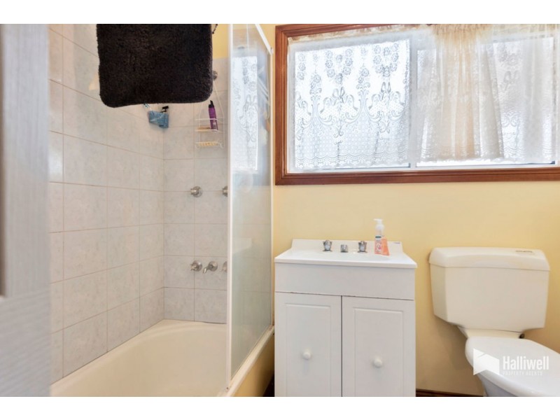 33 Charles Street, Devonport TAS 7310