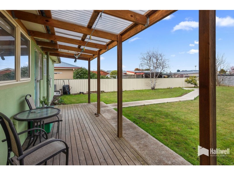 33 Charles Street, Devonport TAS 7310