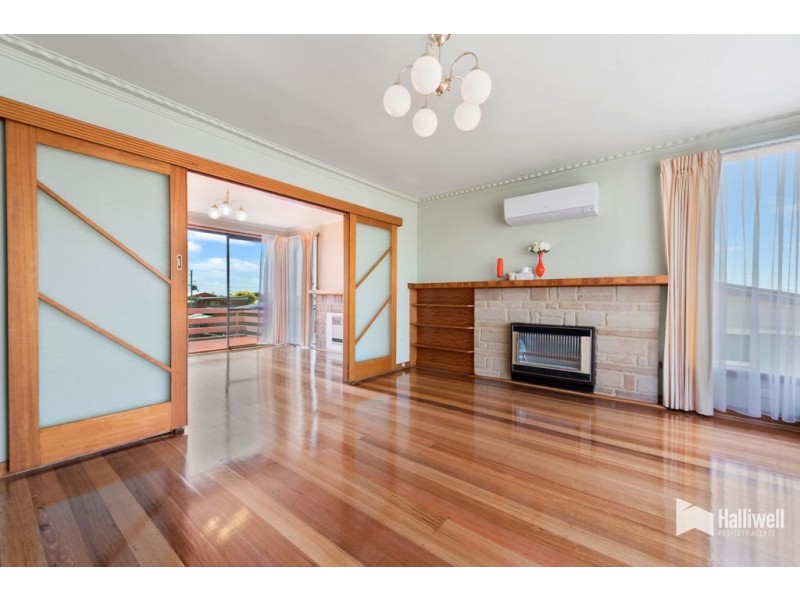33 Manning Crescent, Devonport TAS 7310