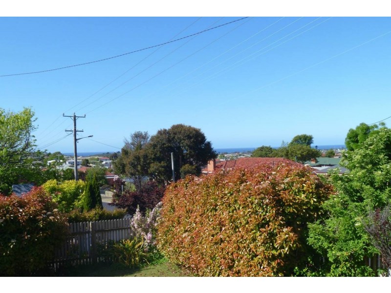 14 Percy Street, Devonport TAS 7310