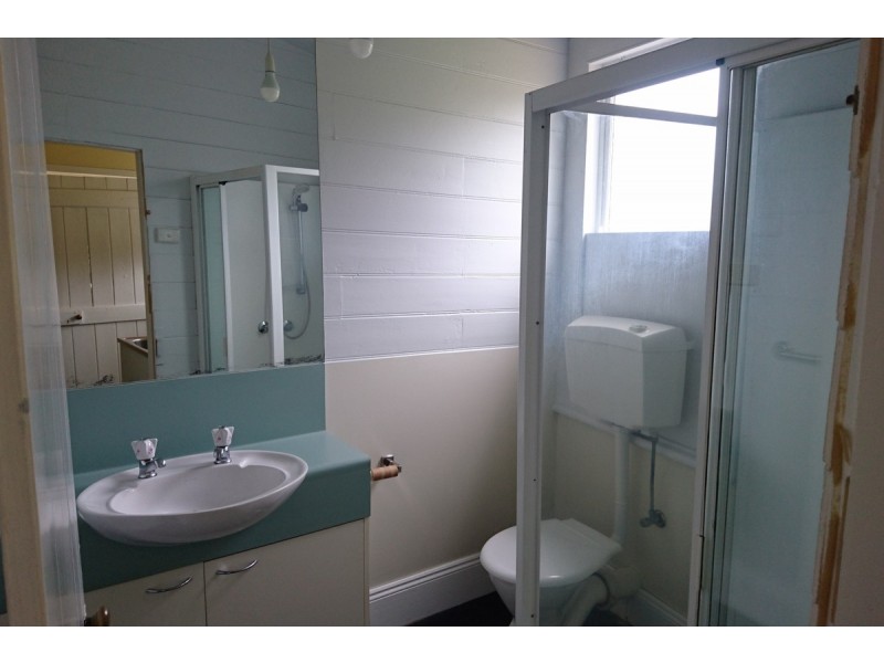 20 Victoria Parade, Devonport TAS 7310