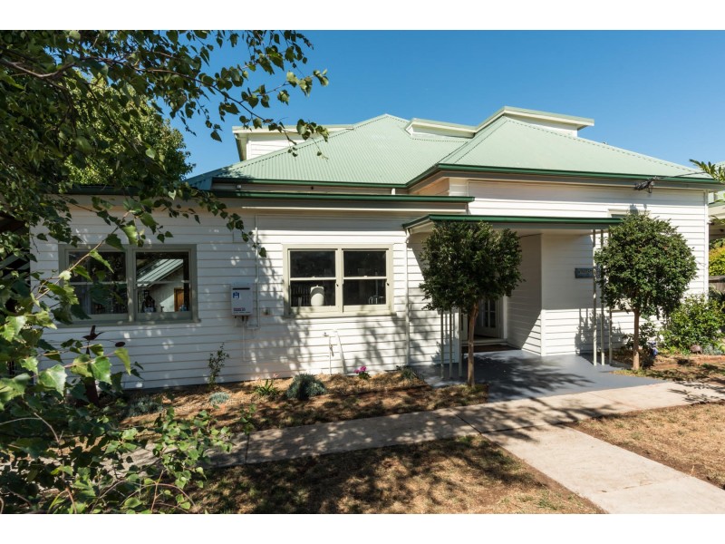 18 Ronald Street, Devonport TAS 7310