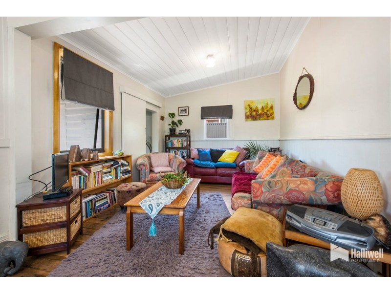 3 Braddon Street, Penguin TAS 7316