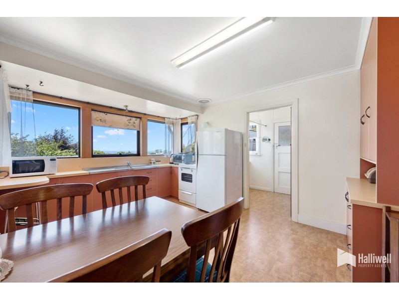 34 South Road, West Ulverstone TAS 7315