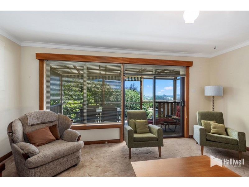 34 South Road, West Ulverstone TAS 7315