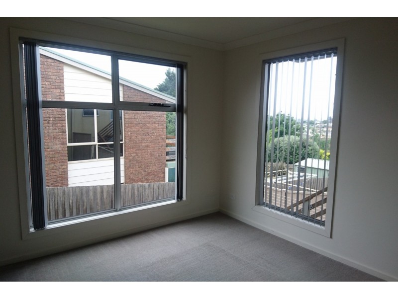 1/136 Caroline Street, East Devonport TAS 7310