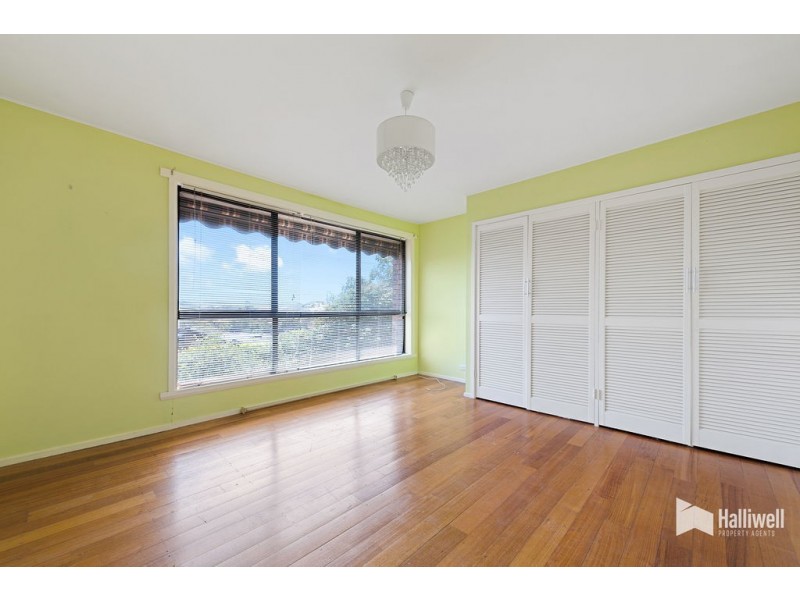 8 Monash Court, Devonport TAS 7310