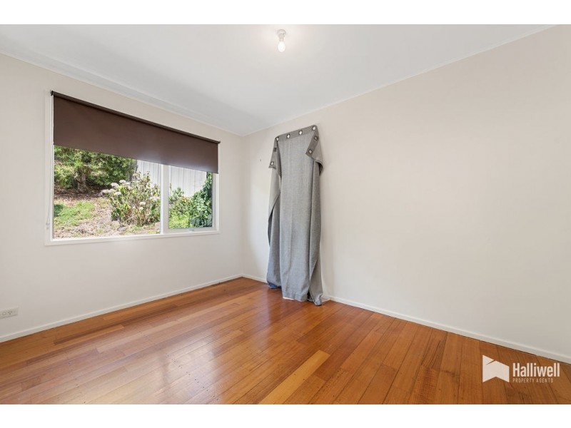 8 Monash Court, Devonport TAS 7310