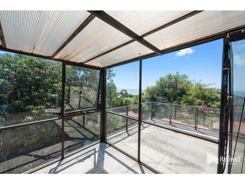 8 Monash Court, Devonport TAS 7310