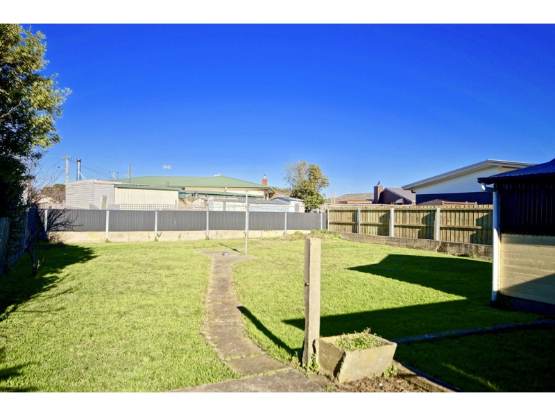 93 George Street, Devonport TAS 7310