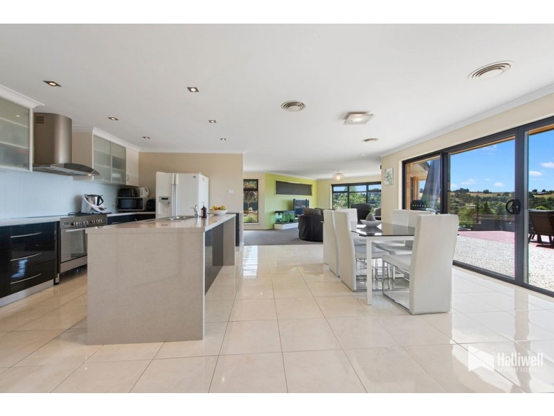 13 Donvista Drive, Don TAS 7310