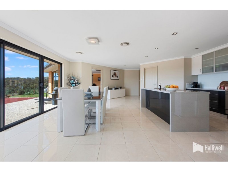 13 Donvista Drive, Don TAS 7310