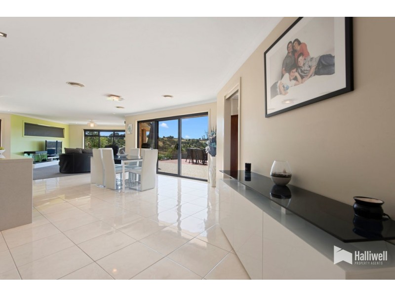 13 Donvista Drive, Don TAS 7310