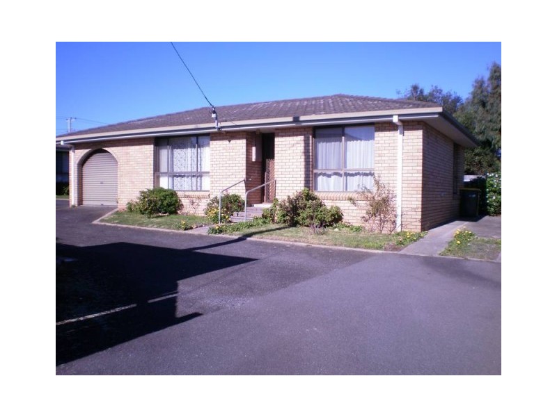 1/207 Best Street, Devonport TAS 7310