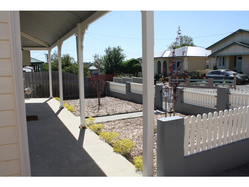 19 Henry Street, Devonport TAS 7310