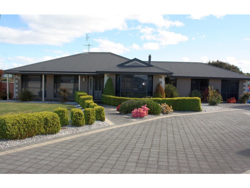 11 Gull Court, Shearwater TAS 7307