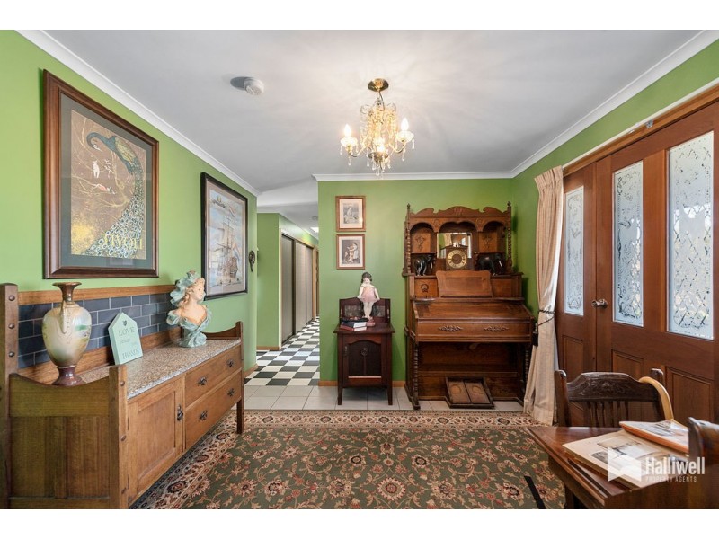 42 Maxwell Drive, Latrobe TAS 7307