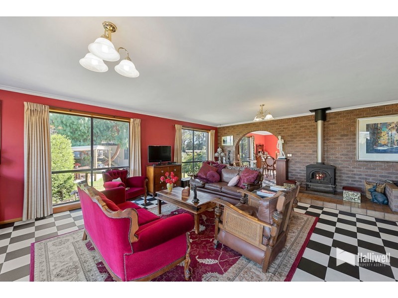 42 Maxwell Drive, Latrobe TAS 7307