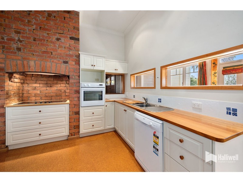 100-102 North Fenton Street, Devonport TAS 7310