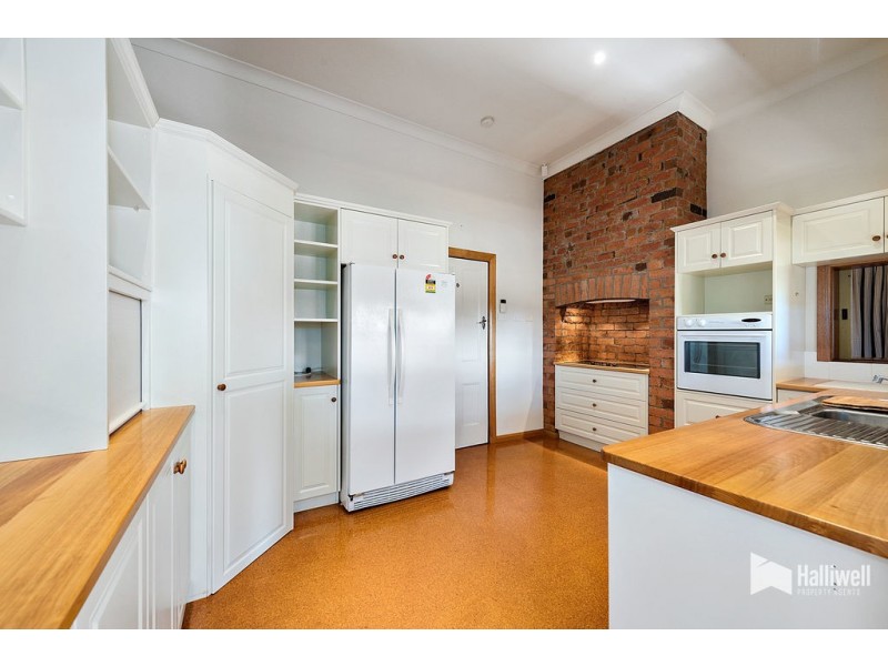 100-102 North Fenton Street, Devonport TAS 7310