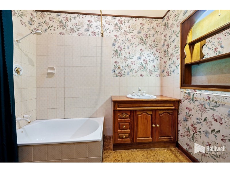 100-102 North Fenton Street, Devonport TAS 7310