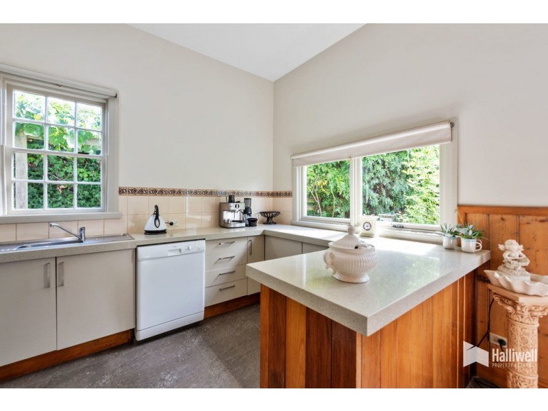 46 Wenvoe Street, Devonport TAS 7310
