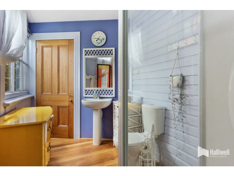 46 Wenvoe Street, Devonport TAS 7310