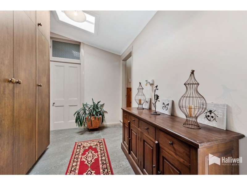 46 Wenvoe Street, Devonport TAS 7310