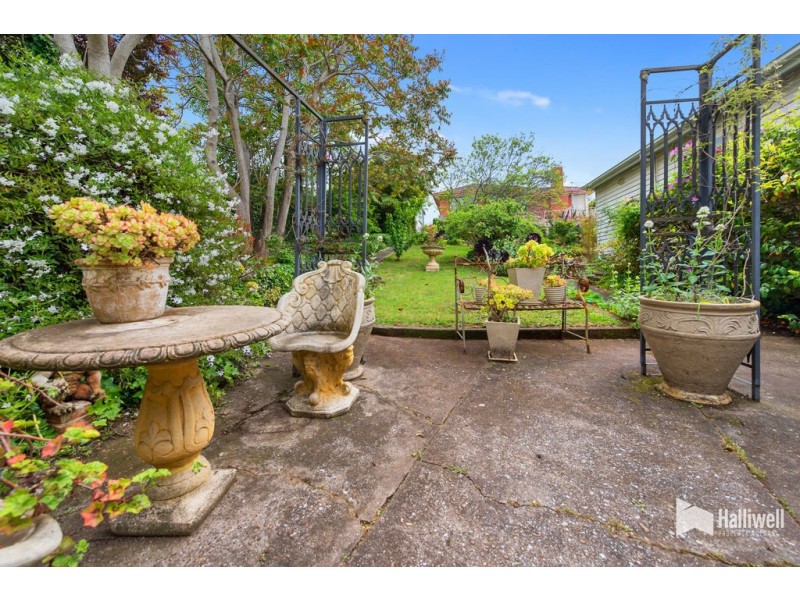 46 Wenvoe Street, Devonport TAS 7310