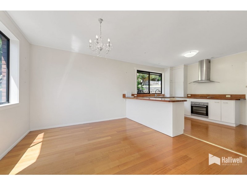 8 Monash Court, Devonport TAS 7310