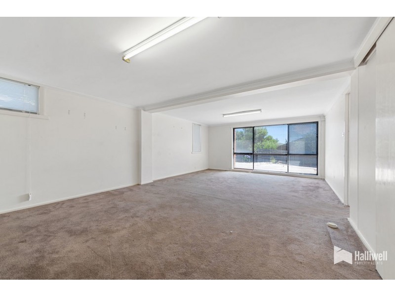 8 Monash Court, Devonport TAS 7310