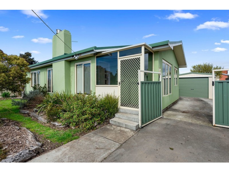 33 Charles Street, Devonport TAS 7310