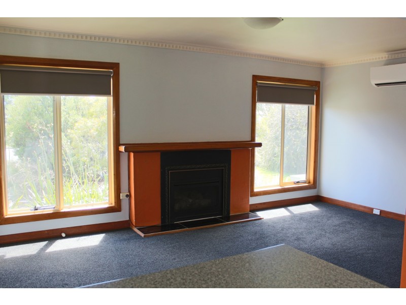 33 Charles Street, Devonport TAS 7310