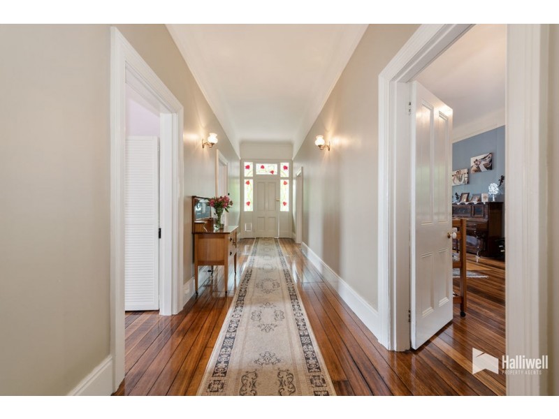 77 Winspears Road, East Devonport TAS 7310