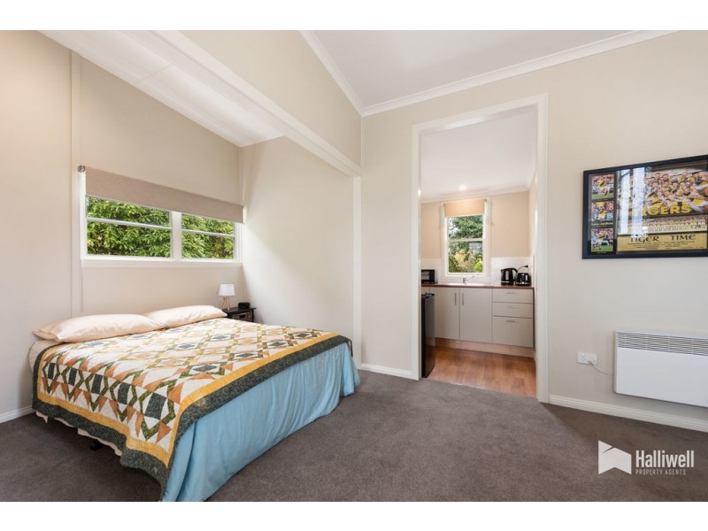 77 Winspears Road, East Devonport TAS 7310