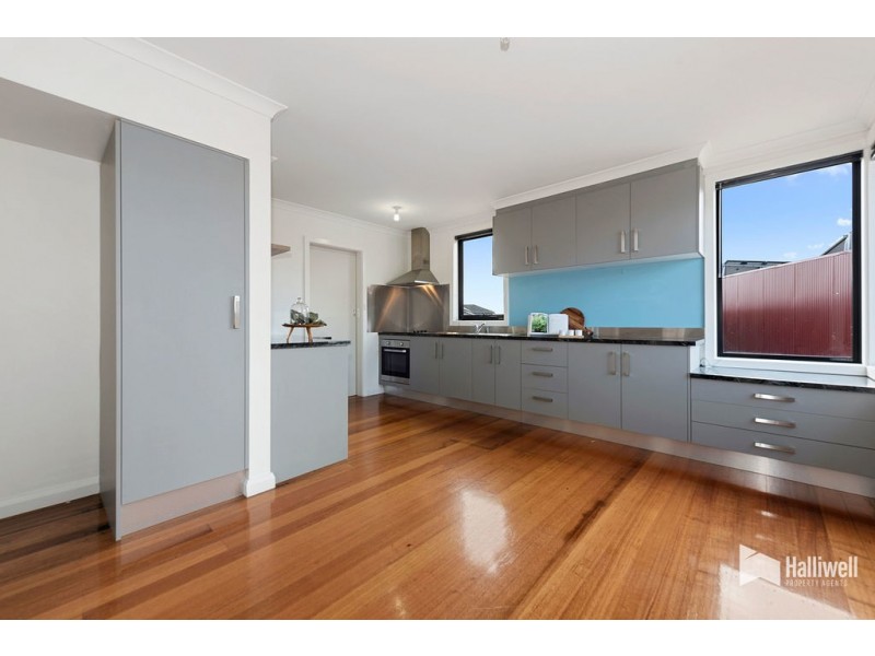 13 Waniora Street, Devonport TAS 7310