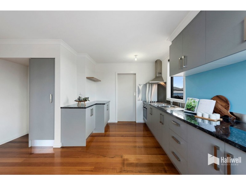 13 Waniora Street, Devonport TAS 7310