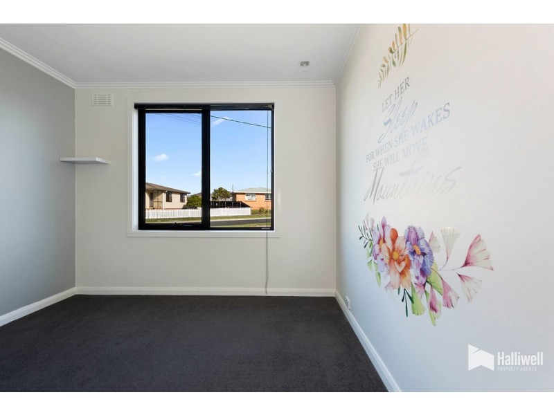 13 Waniora Street, Devonport TAS 7310