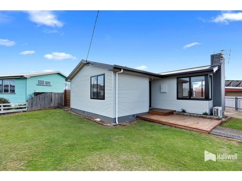 13 Waniora Street, Devonport TAS 7310