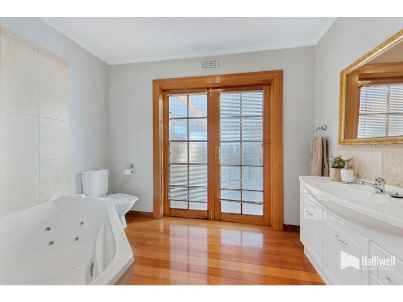 14 Percy Street, Devonport TAS 7310