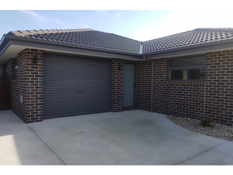 2/9 Paulownia Street, Latrobe TAS 7307
