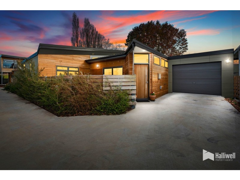 2/99 Best Street, Devonport TAS 7310