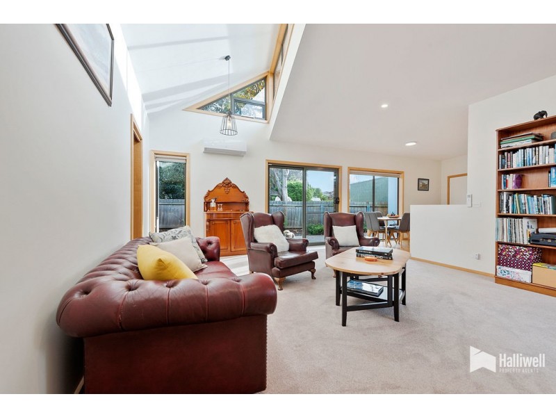2/99 Best Street, Devonport TAS 7310