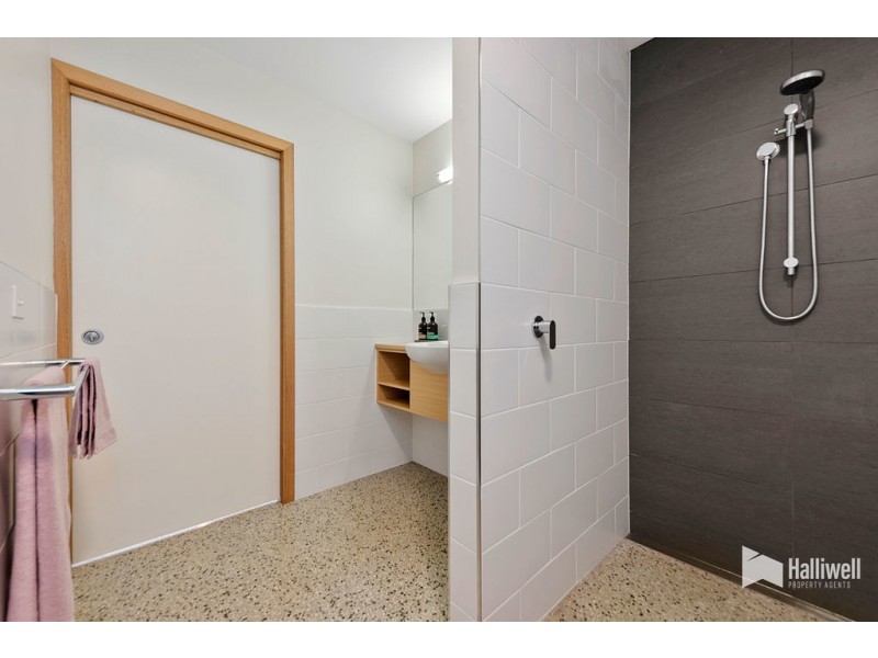 2/99 Best Street, Devonport TAS 7310