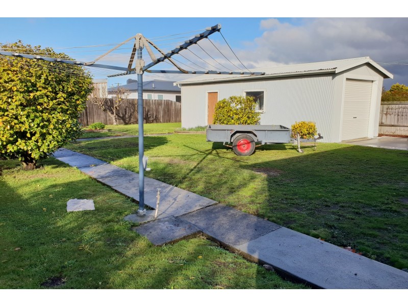 2 Victoria Street, Devonport TAS 7310