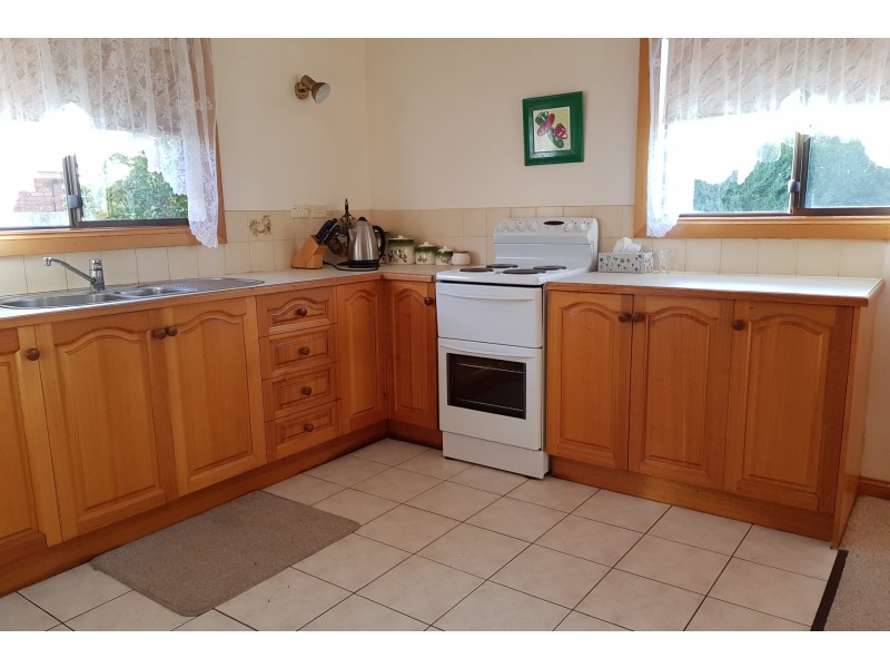 35 Freer Street, Shearwater TAS 7307
